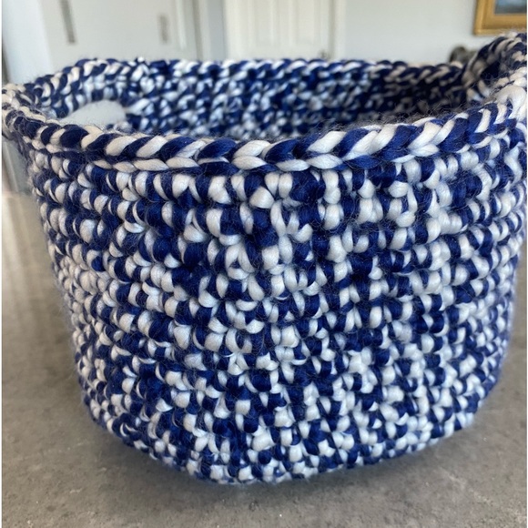 Handmade Round Basket - Picture 2 of 6